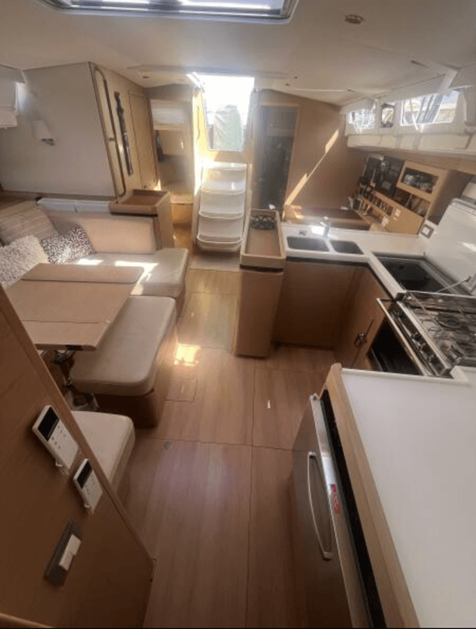 AQUA - Jeanneau yacht sale