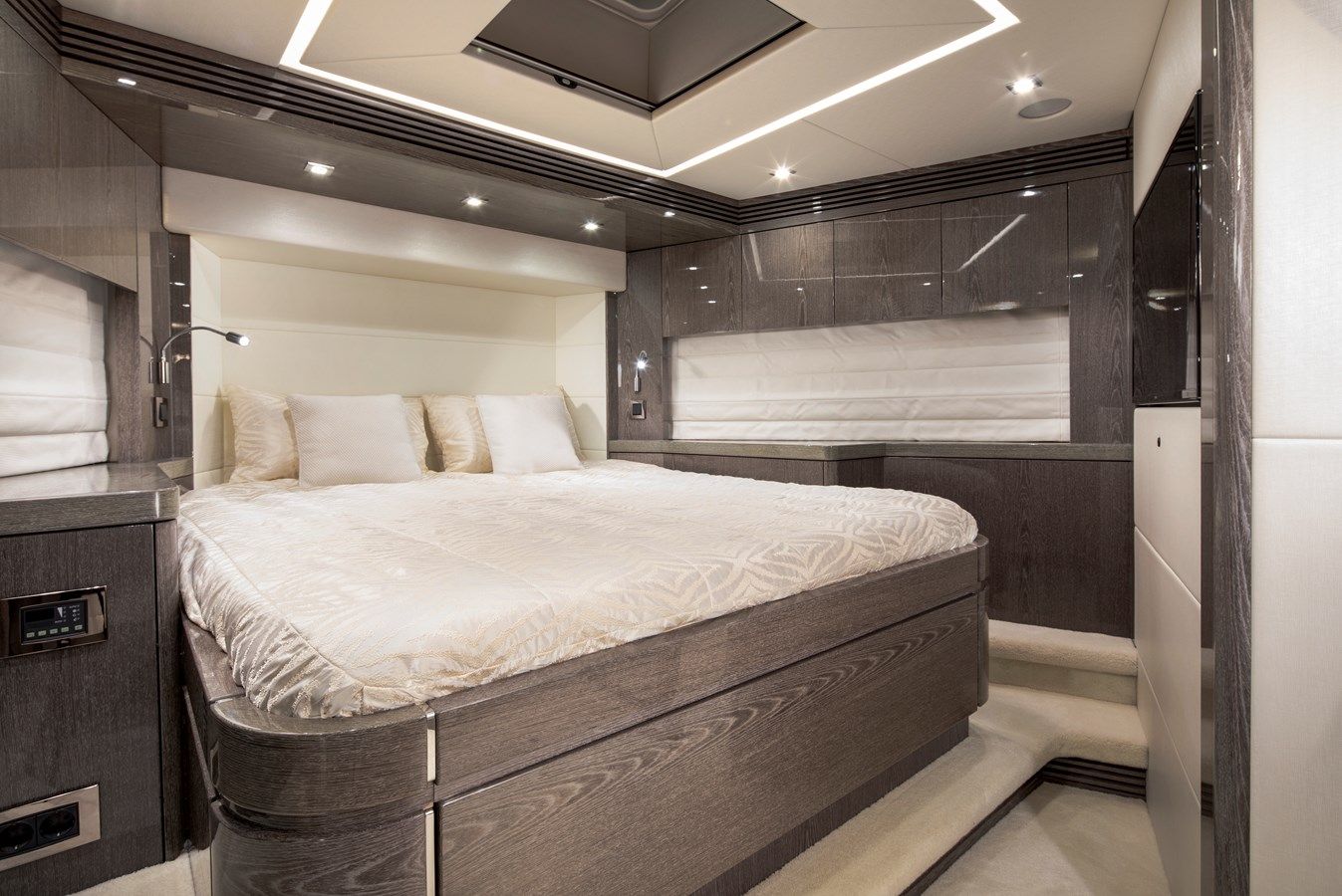 Стоимость яхты SUNSEEKER 75 YACHT