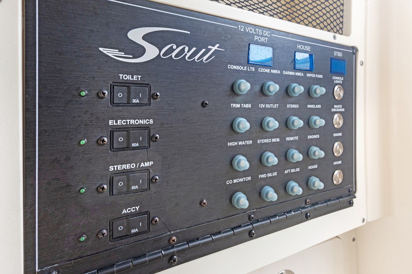 the best price on VITAMIN SEA 32