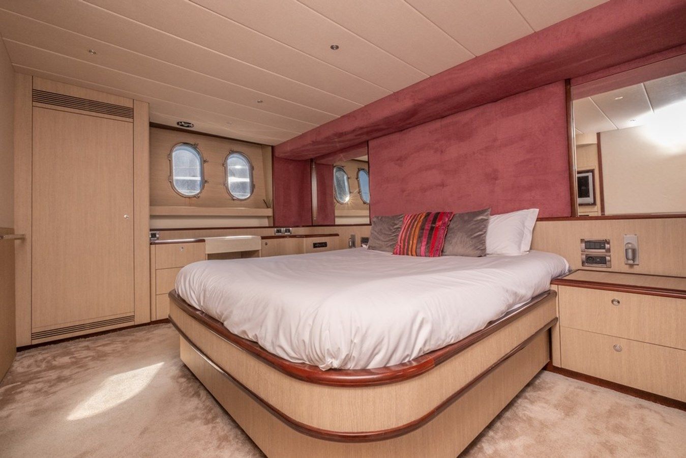 best yacht sales deals GUY COUACH 70 2006