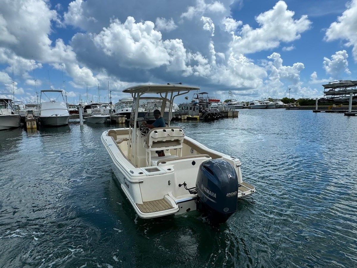 Купить яхту No Name 215 XSF в Shestakov Yacht Sales