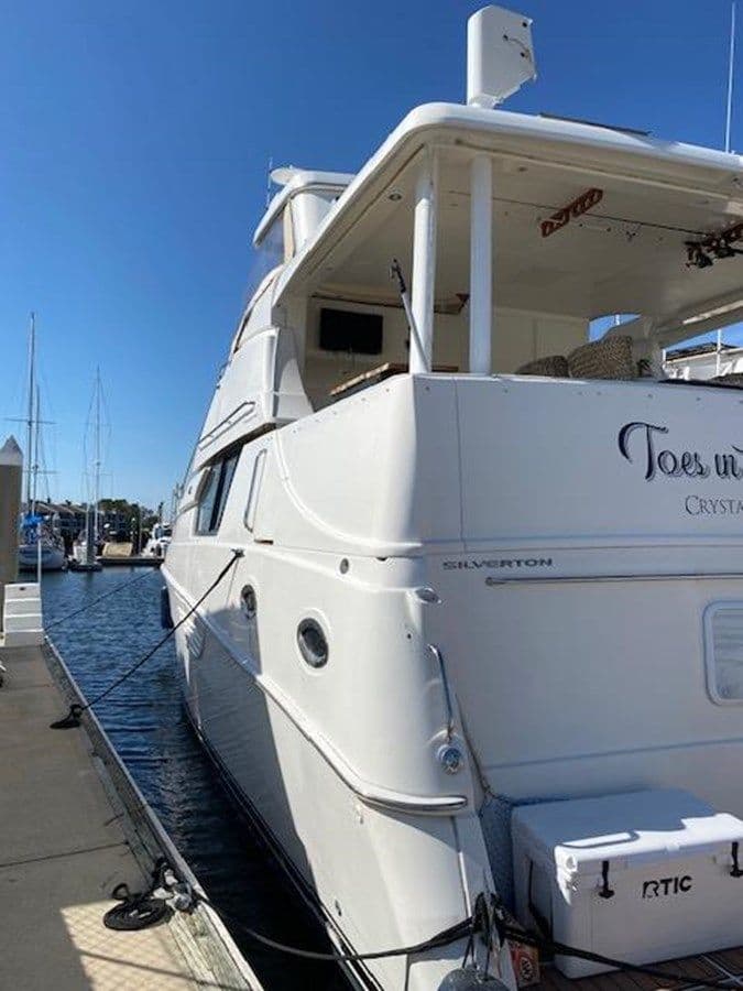 Купить яхту Toes in the Sand - Silverton в Shestakov Yacht Sales