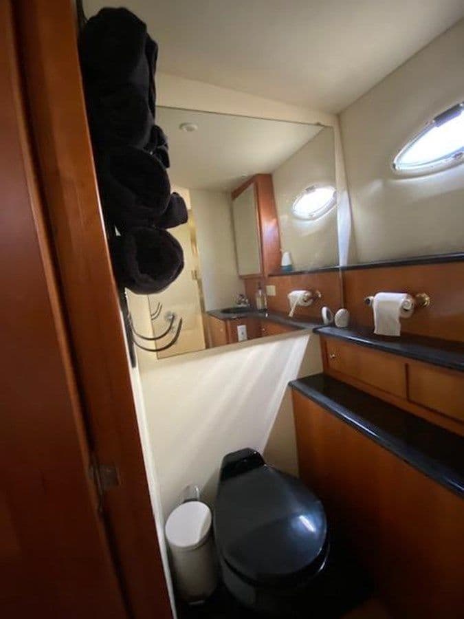 Купить яхту Toes in the Sand - Silverton в Shestakov Yacht Sales