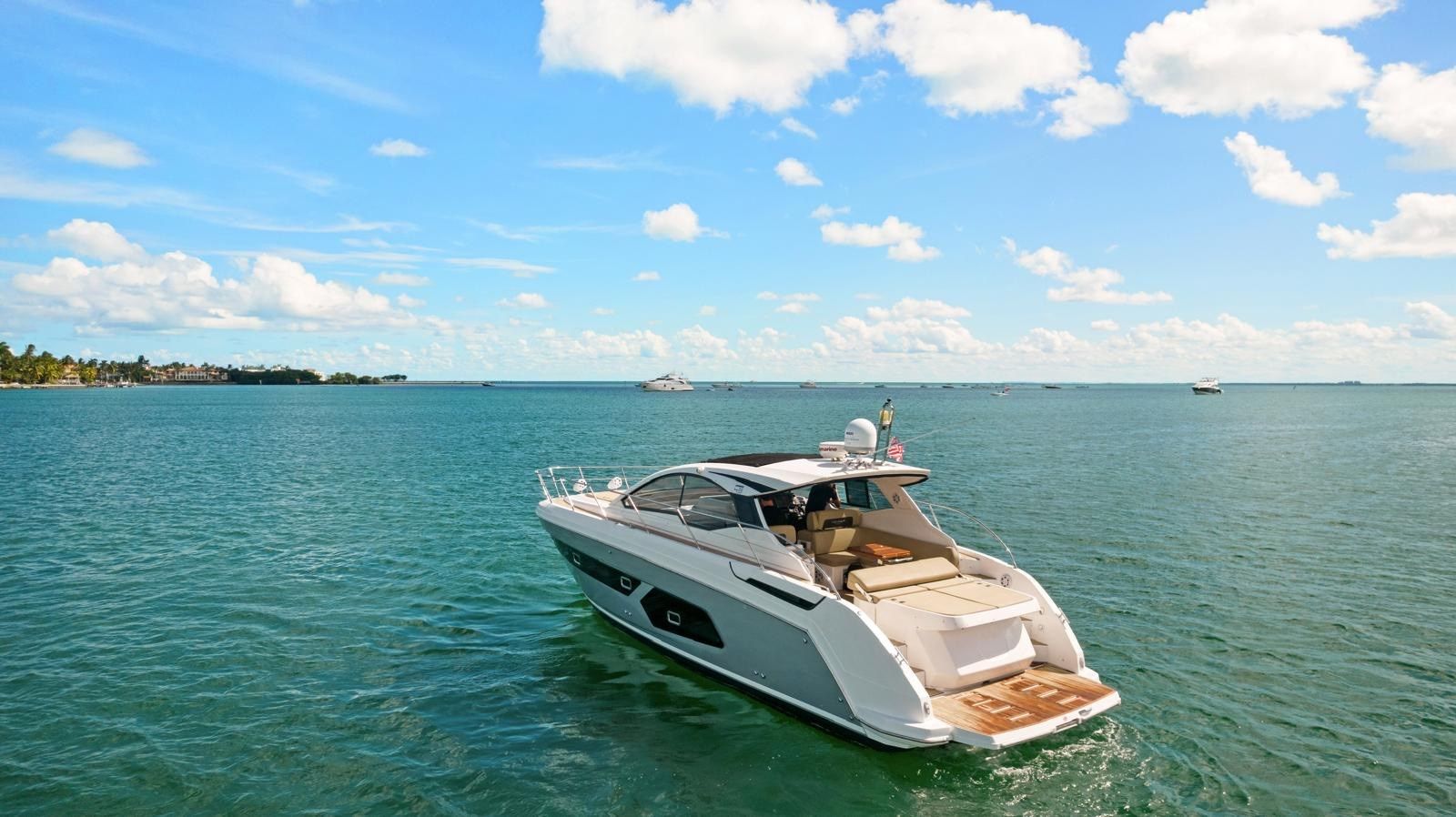 Buy a Azimut Atlantis 43 - Azimut Yachts at Shestakov Yacht Sales