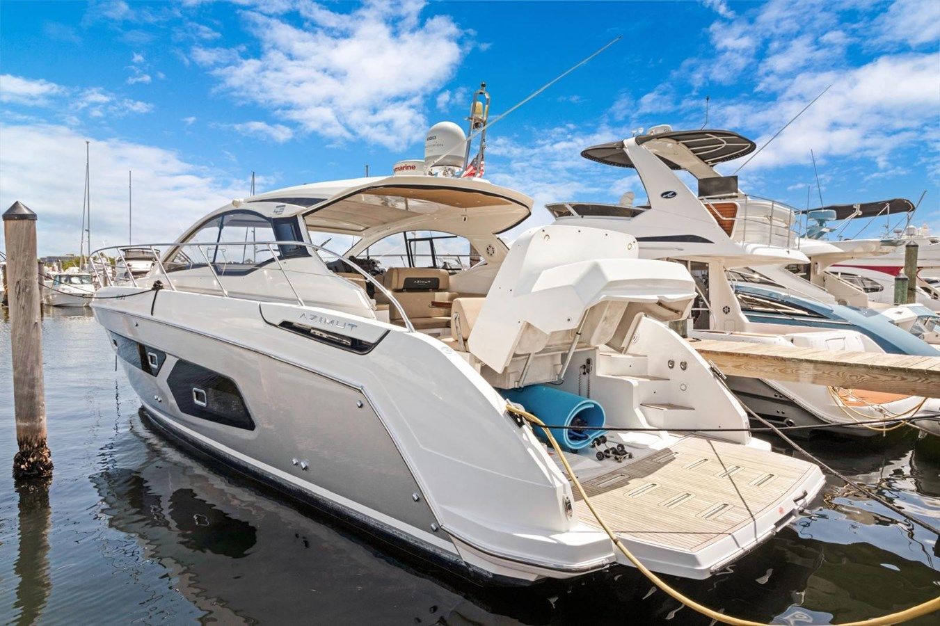 the best price on Azimut Atlantis 43
