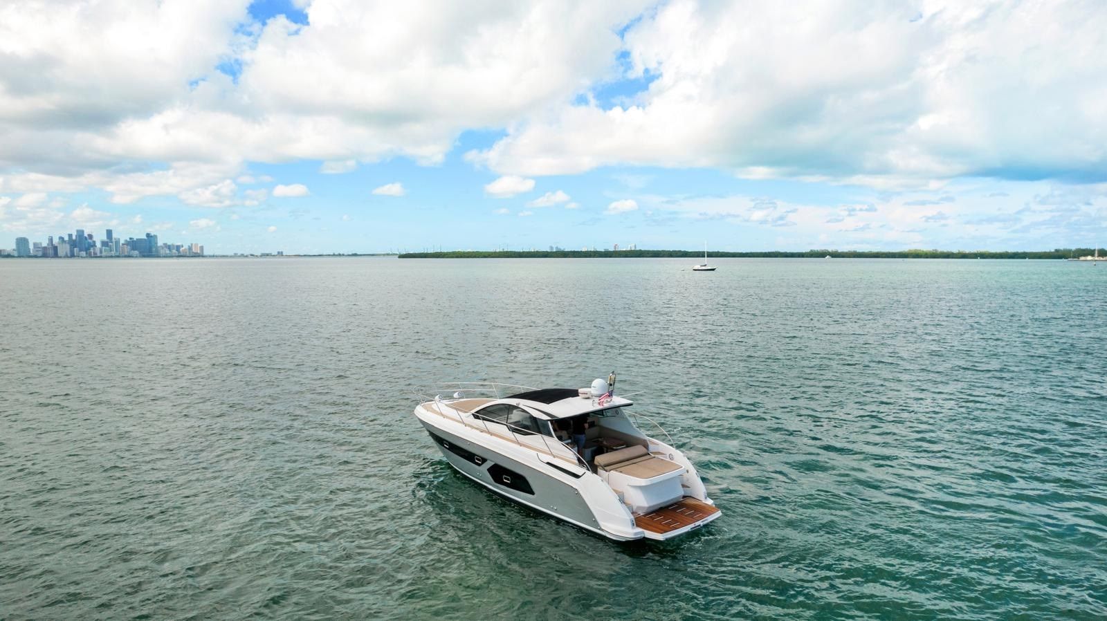 the best price on Azimut Atlantis 43 atlantis 43