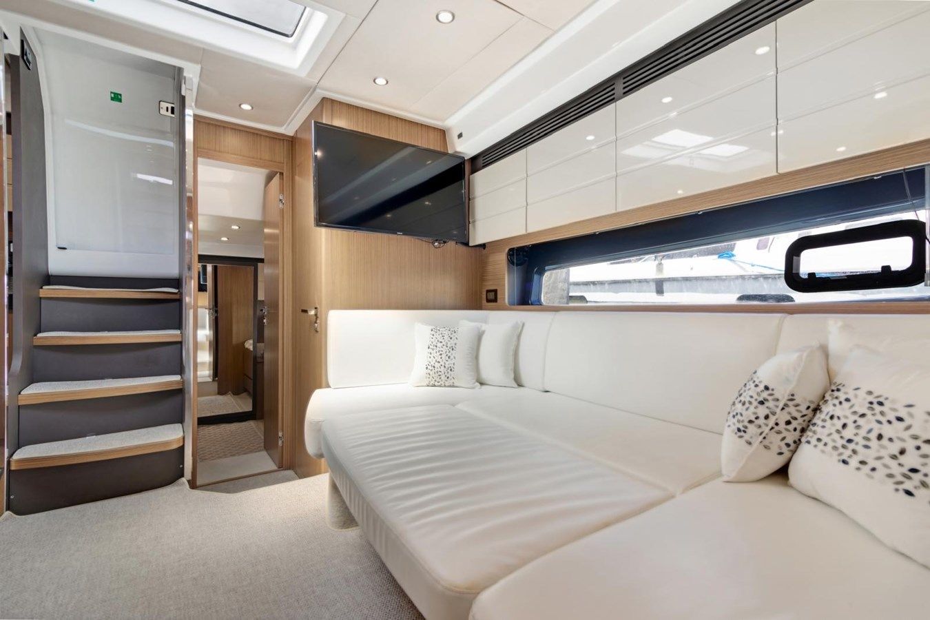 best yacht sales deals Azimut Atlantis 43