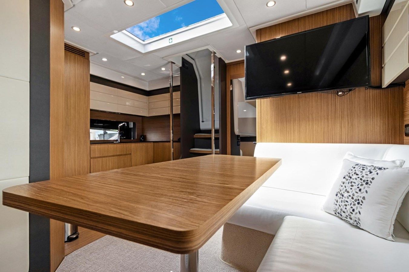 best yacht sales deals Azimut Atlantis 43 2016