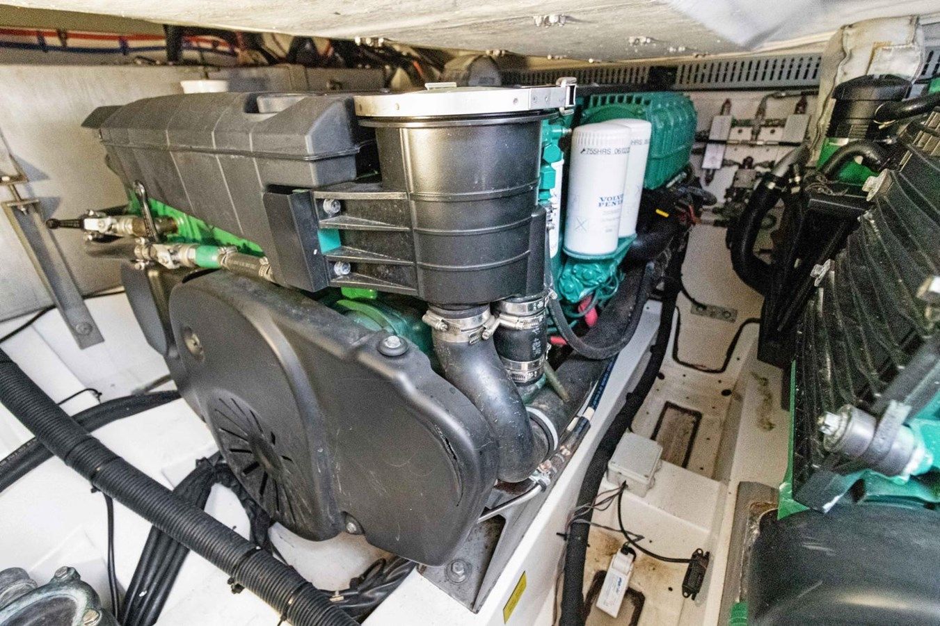 the best price on Azimut Atlantis 43 - Azimut Yachts