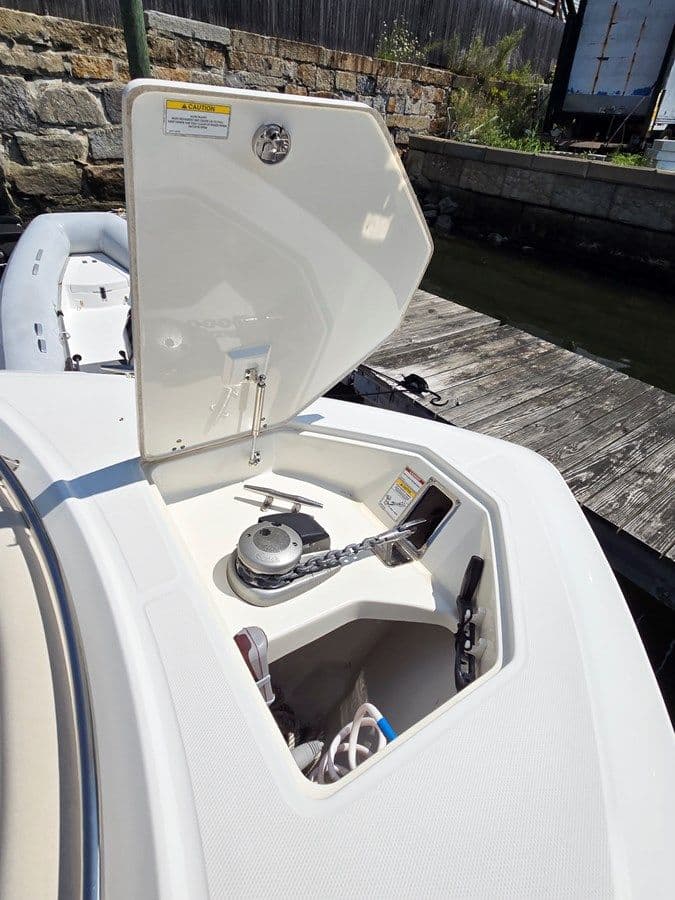 Buy a yacht Boston Whaler Outrage - Boston Whaler
