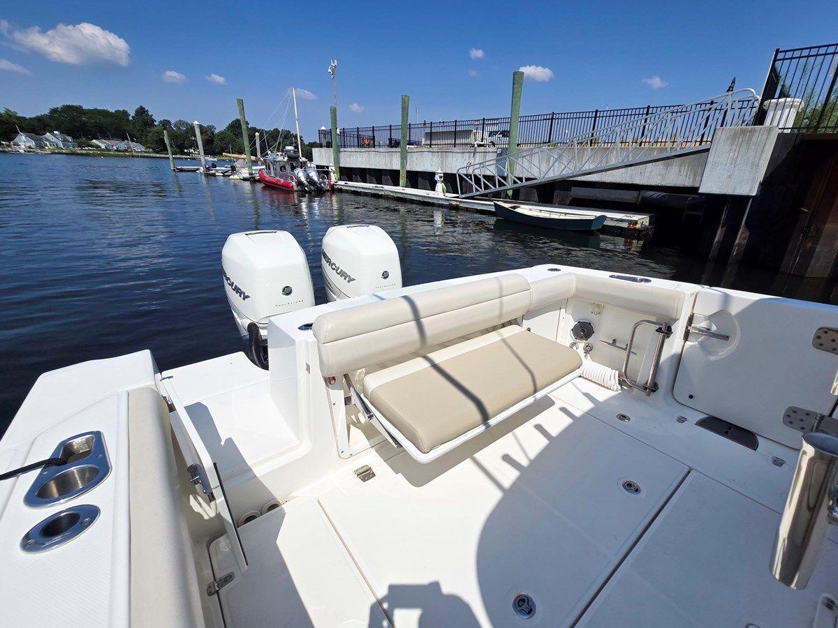 the best price on Boston Whaler Outrage - Boston Whaler