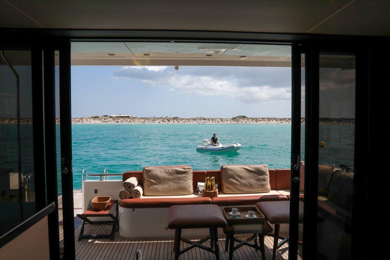 the best price on GOLDFINGER 58 58