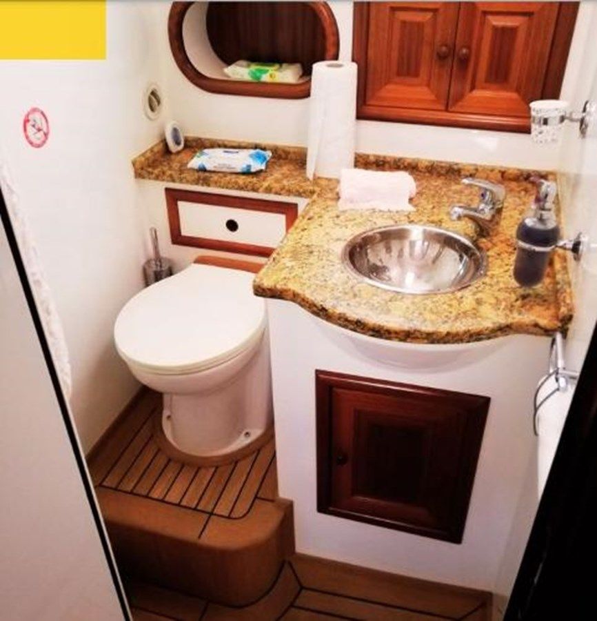 C Waves - DERELI yacht sale