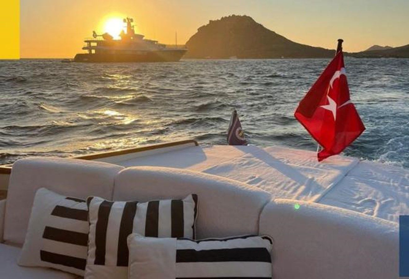 Buy a yacht C Waves - DERELI