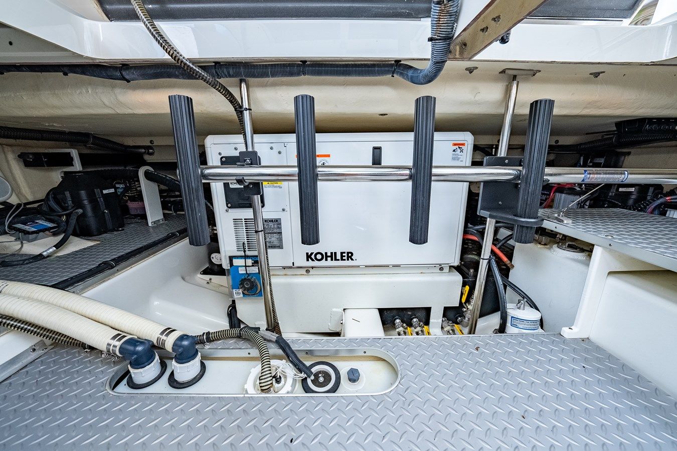 the best price on SOUTHERN OFFICE - Formula Boats