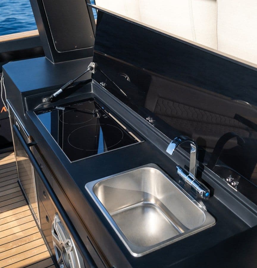 Buy a MAX43 COMFORT 2025 at Shestakov Yacht Sales