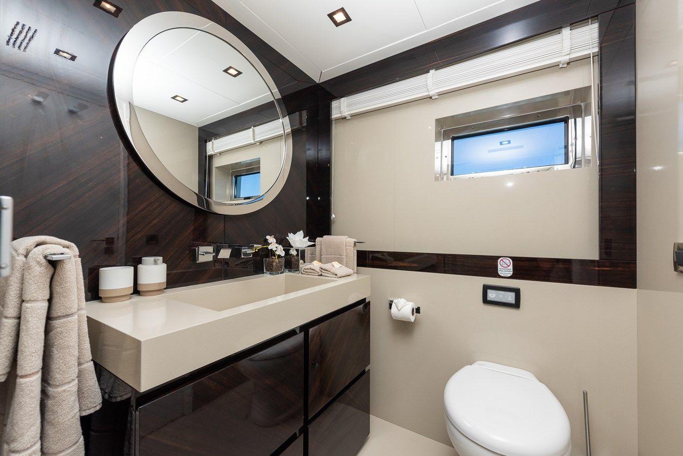 best yacht sales deals Nyla 104