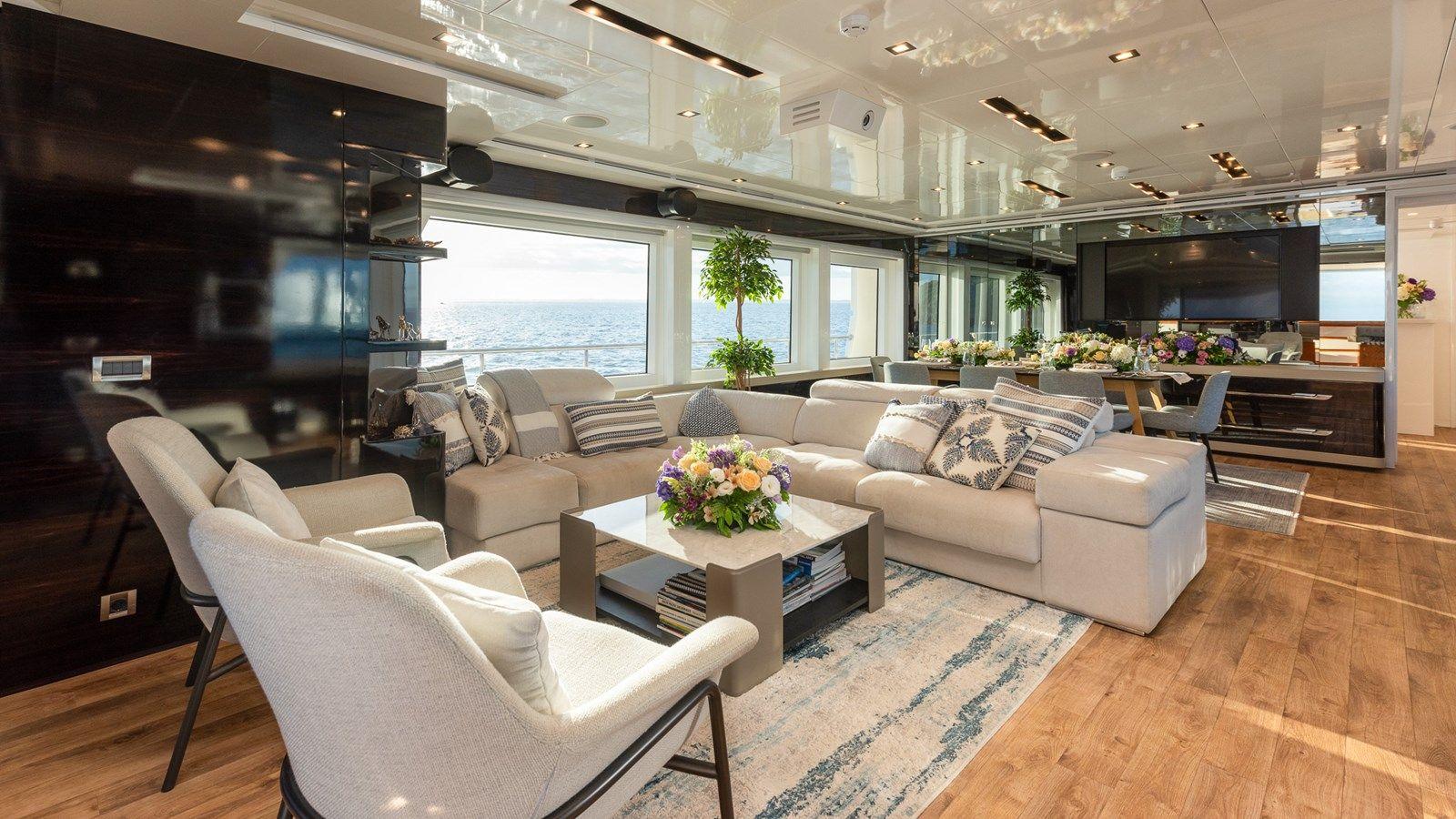 the best price on Nyla 104