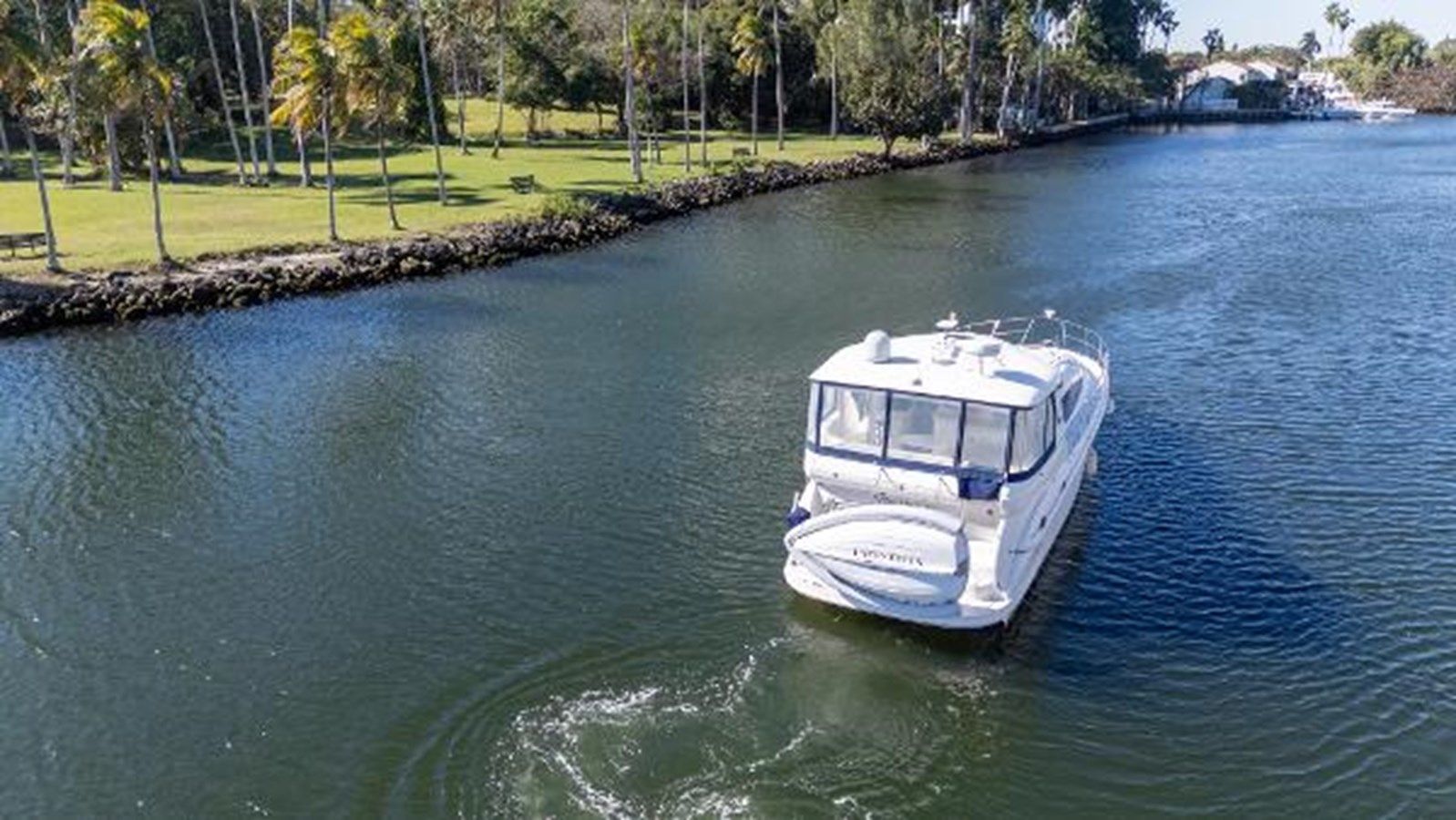 the best price on Happy Hour - SEA RAY