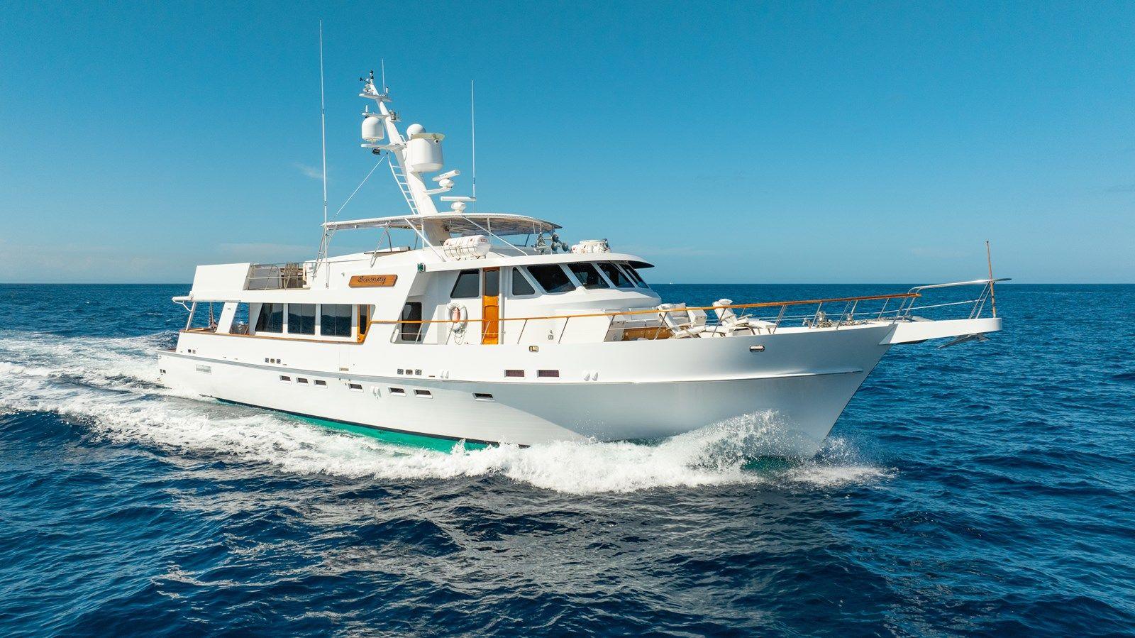 Лучшая цена на SERENITY - WESTPORT/CHRISTENSEN