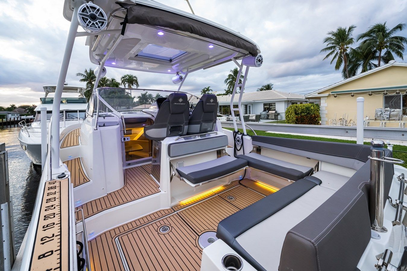 best yacht sales deals Jeanneau Leader 9.0 WA