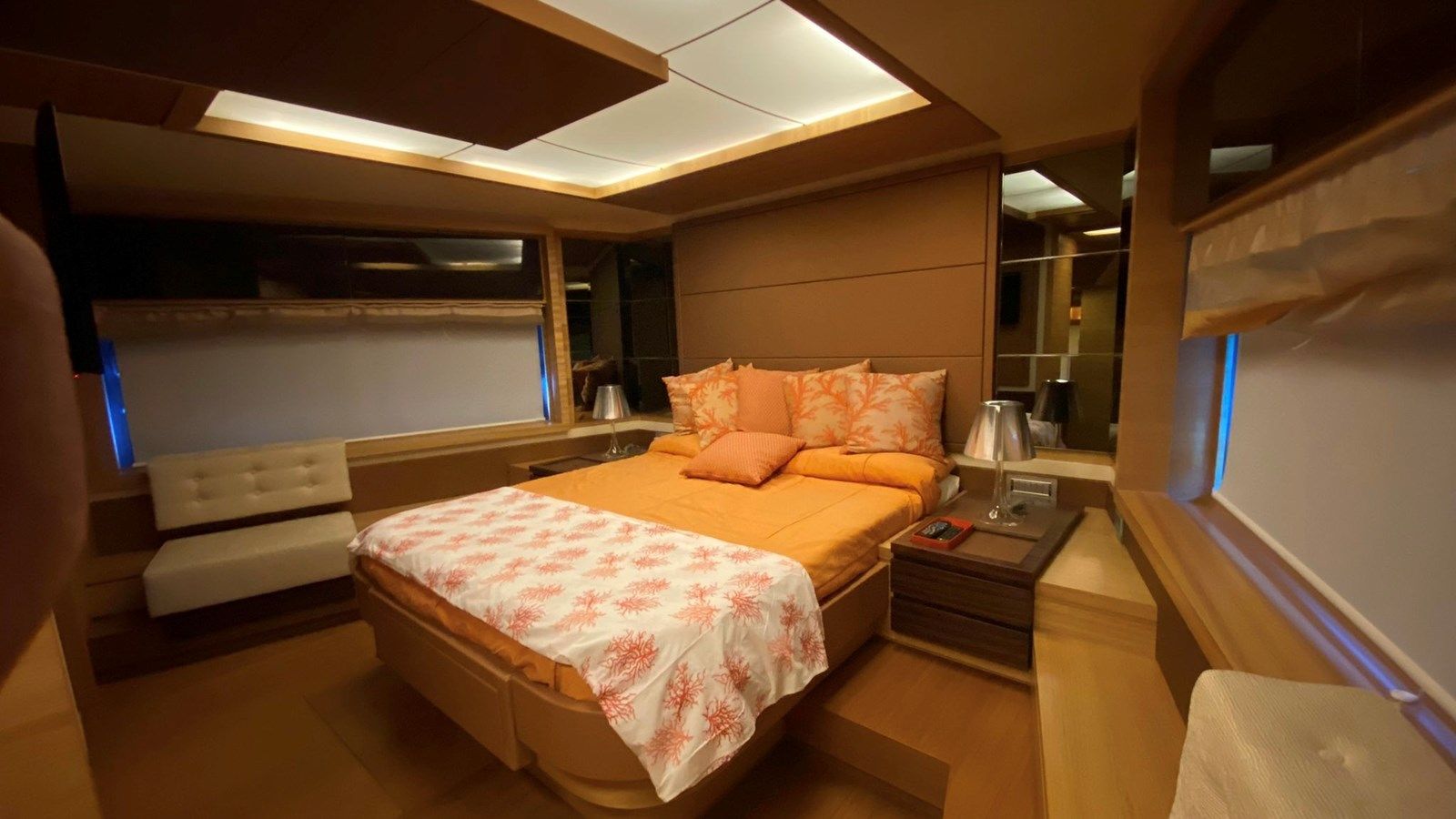 Лучшие предложения покупки яхты BLACK LEGEND