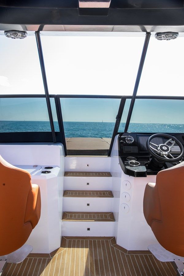 Купить яхту Dr. No - HUTTER YACHTS в Shestakov Yacht Sales