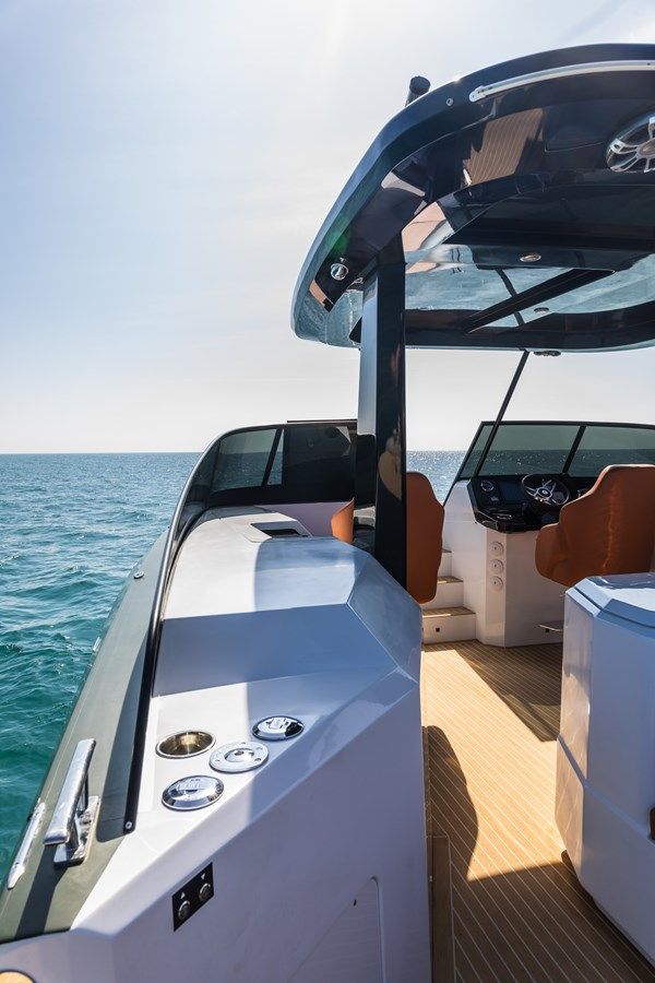 Dr. No - HUTTER YACHTS