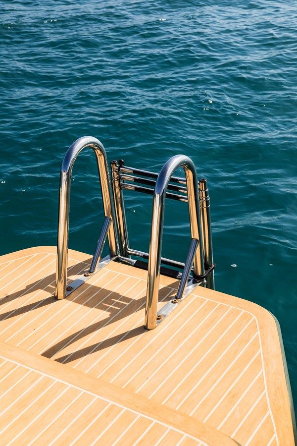 Купить Dr. No - HUTTER YACHTS