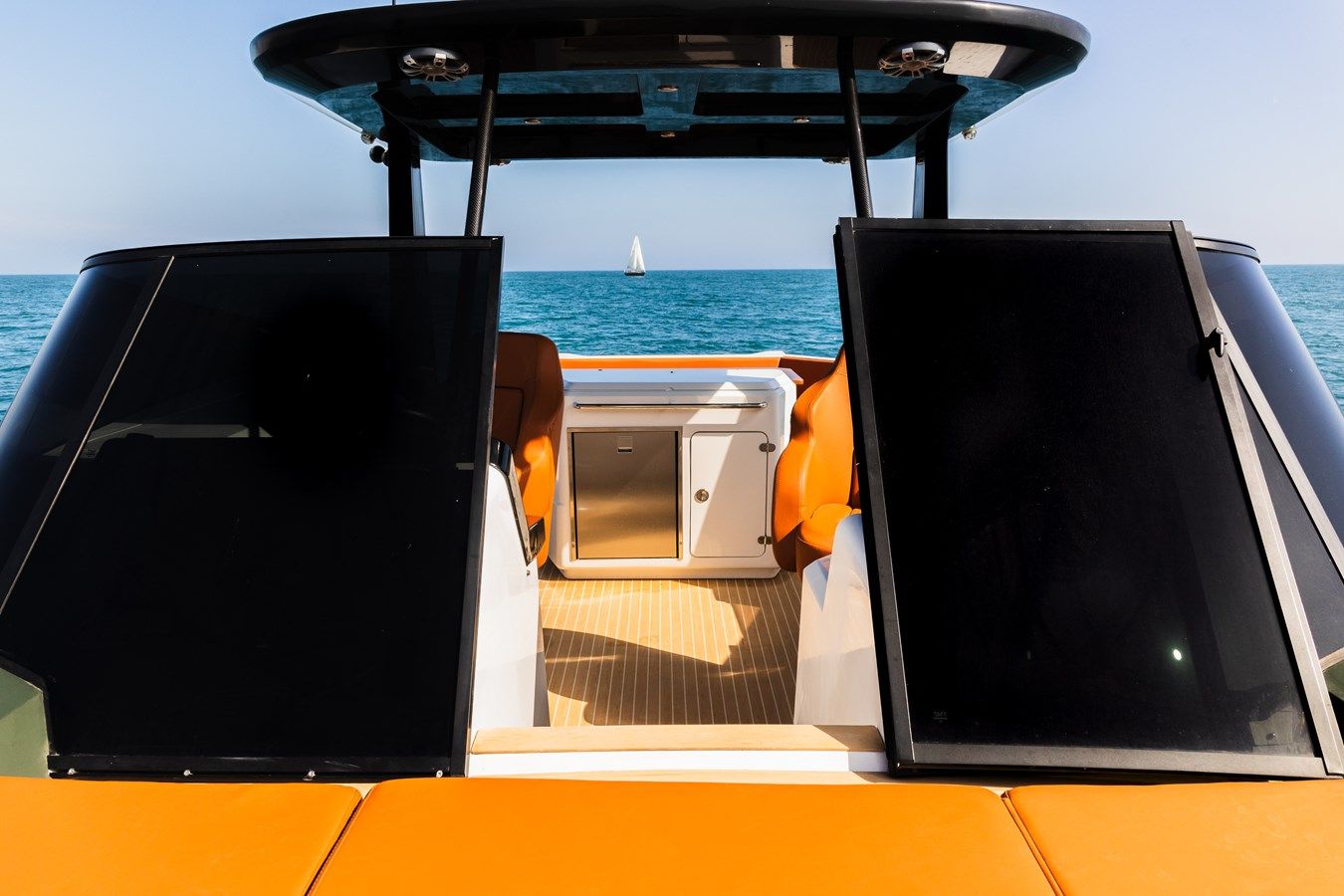 Купить яхту Dr. No 2025 в Shestakov Yacht Sales