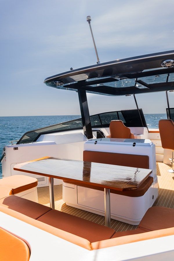 Продажа яхты Dr. No - HUTTER YACHTS