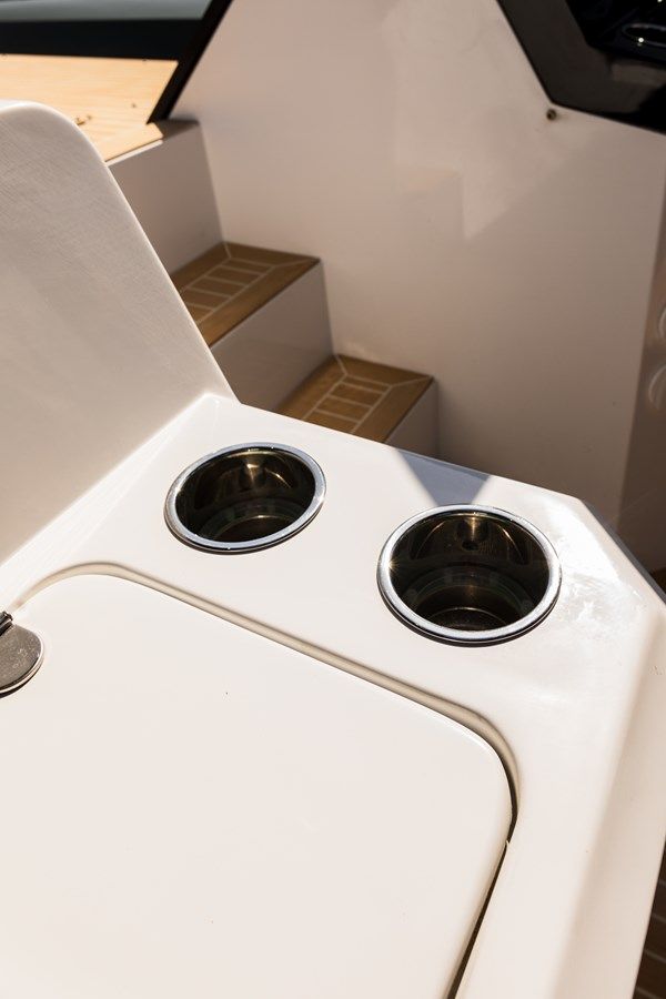 Лучшая цена на Dr. No