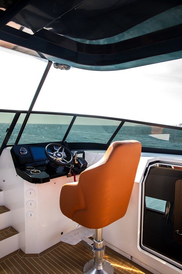 Лучшие предложения покупки яхты Dr. No 2025