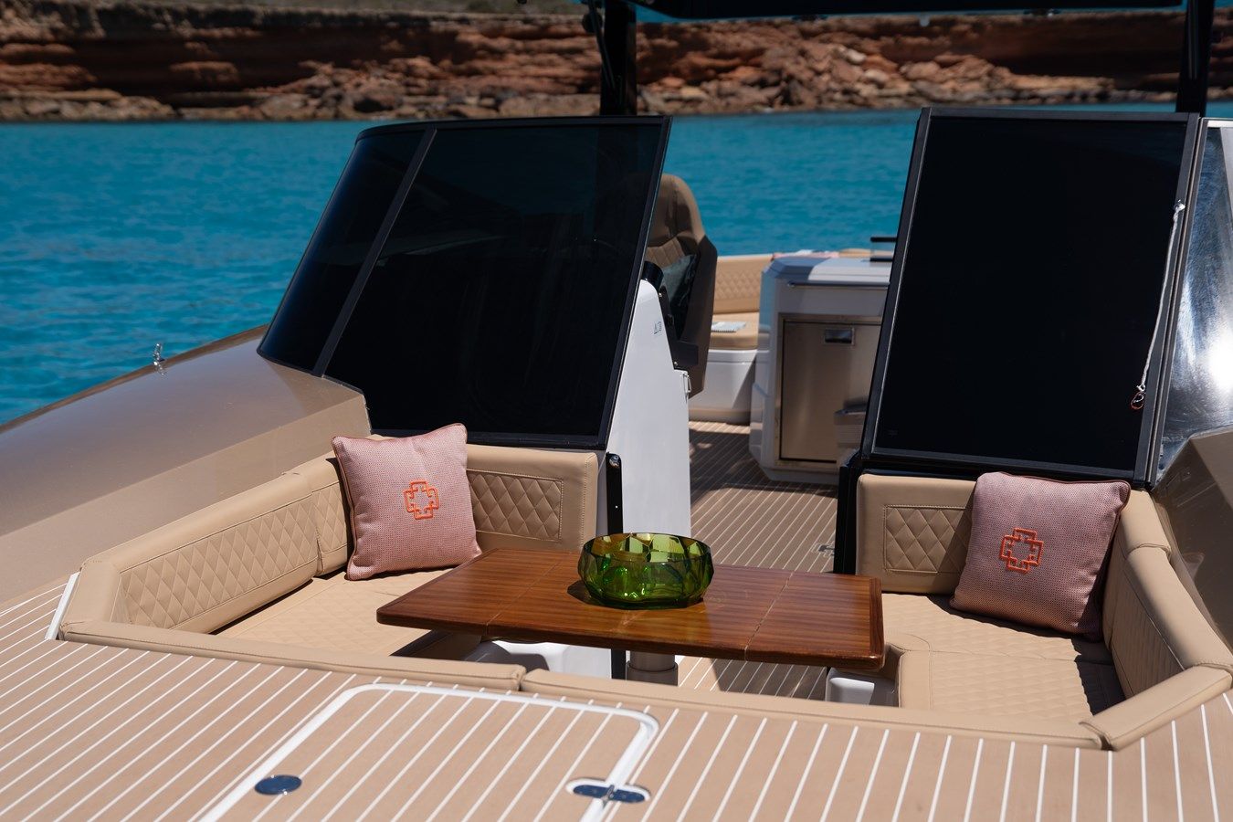 Buy a yacht Moneypenny 39