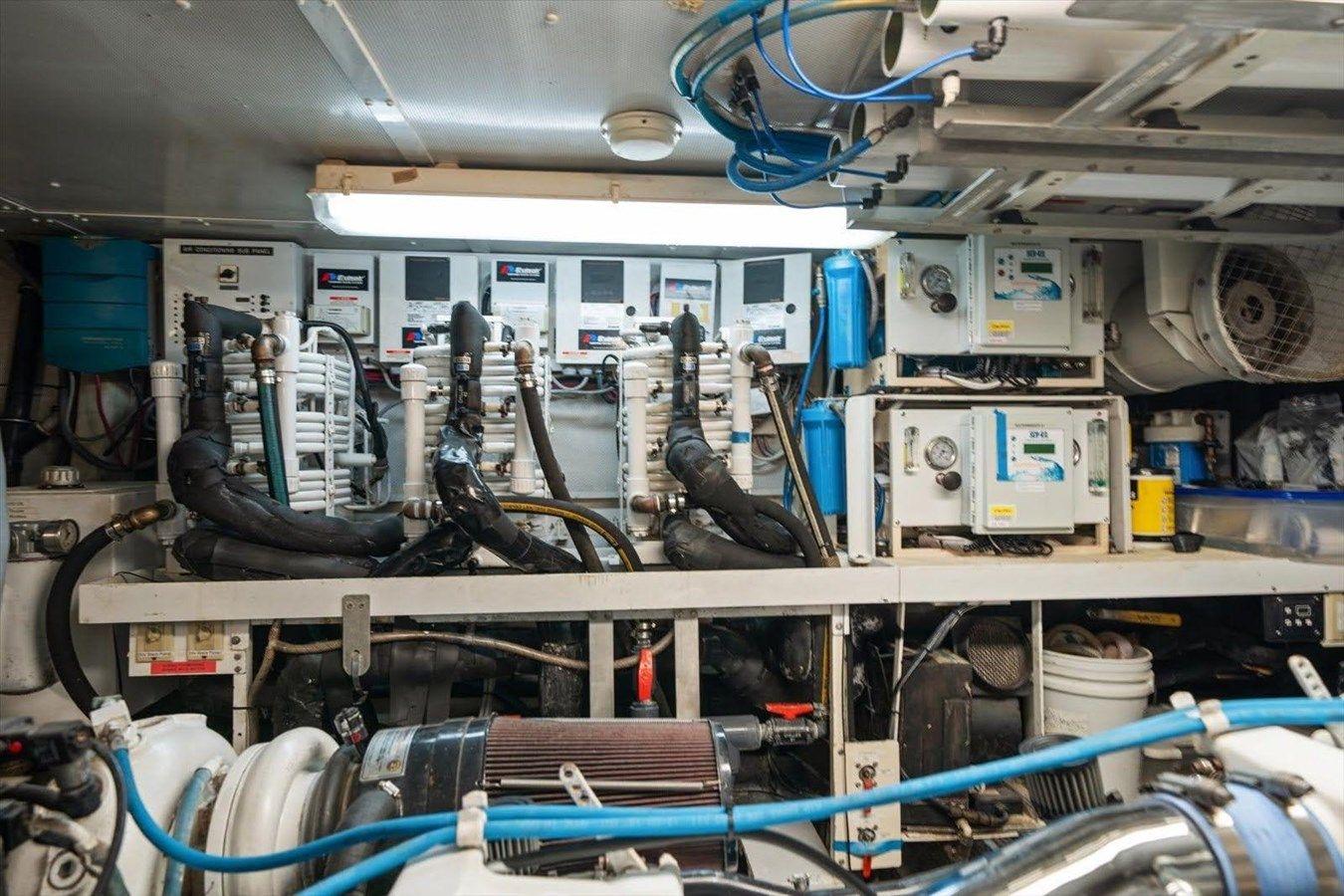 Лучшие предложения покупки яхты Think B.I.G 1995