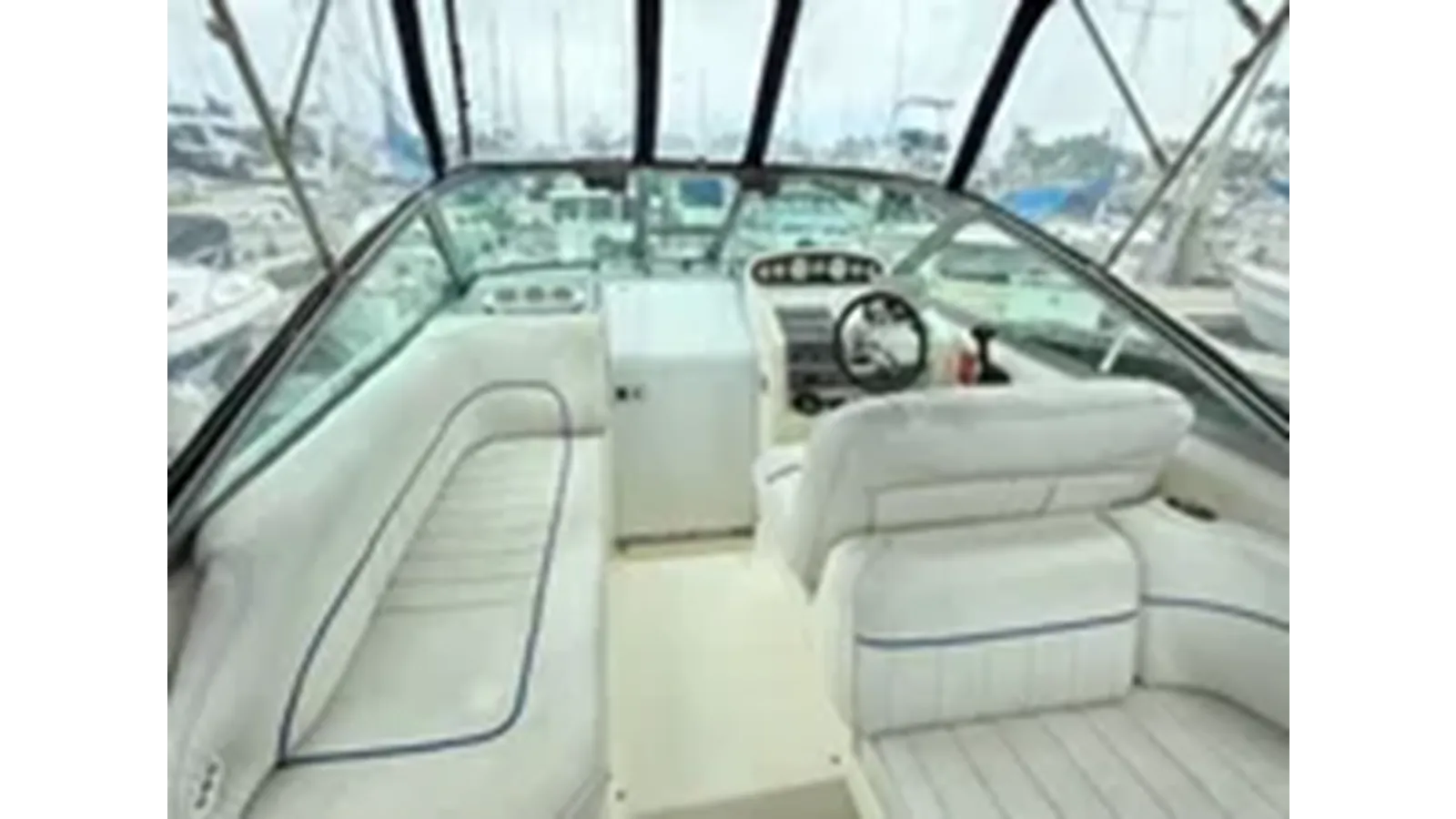 Buy a yacht Sea Ray 270 Sundancer