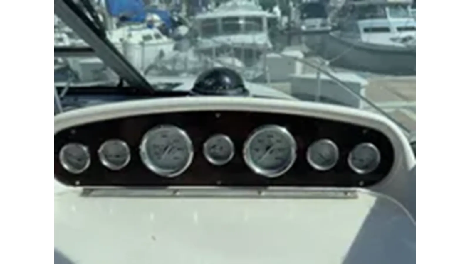 the best price on Sea Ray 270 Sundancer 270 Sundancer