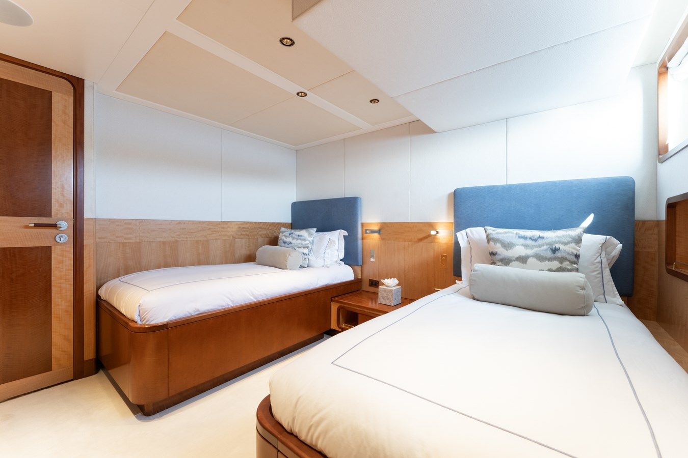 Купить яхту Synthesis 66 - FeadShip в Shestakov Yacht Sales