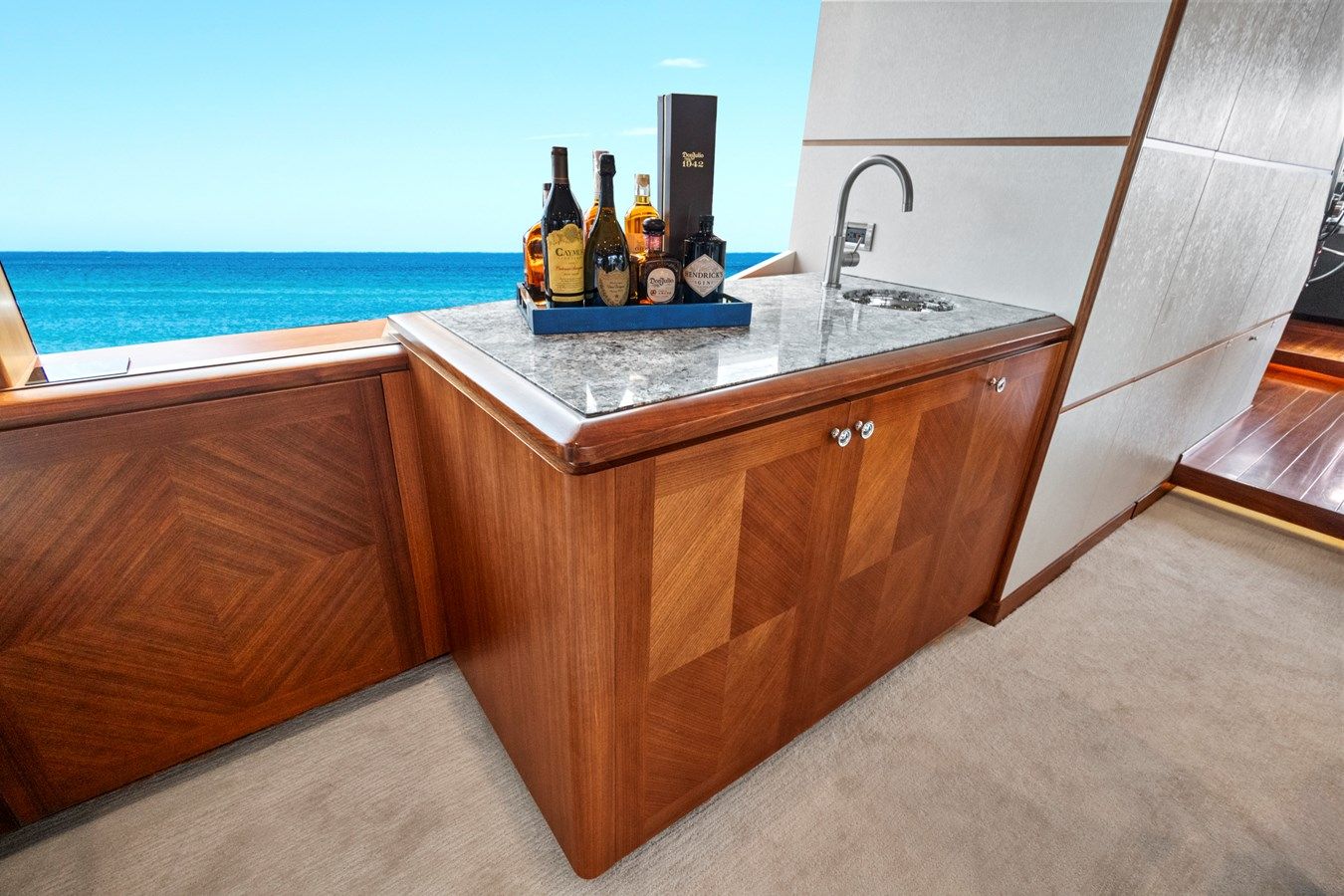 Buy a yacht Claire - Ocean Alexander