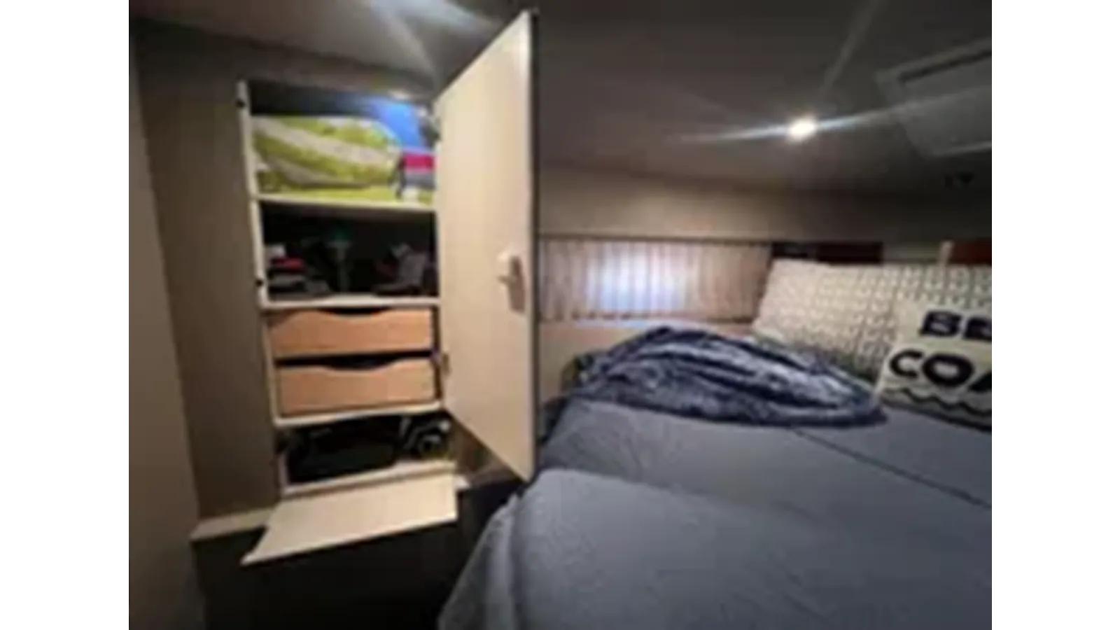 Лучшая цена на 2005 Formula 40 Cruiser - Formula Boats