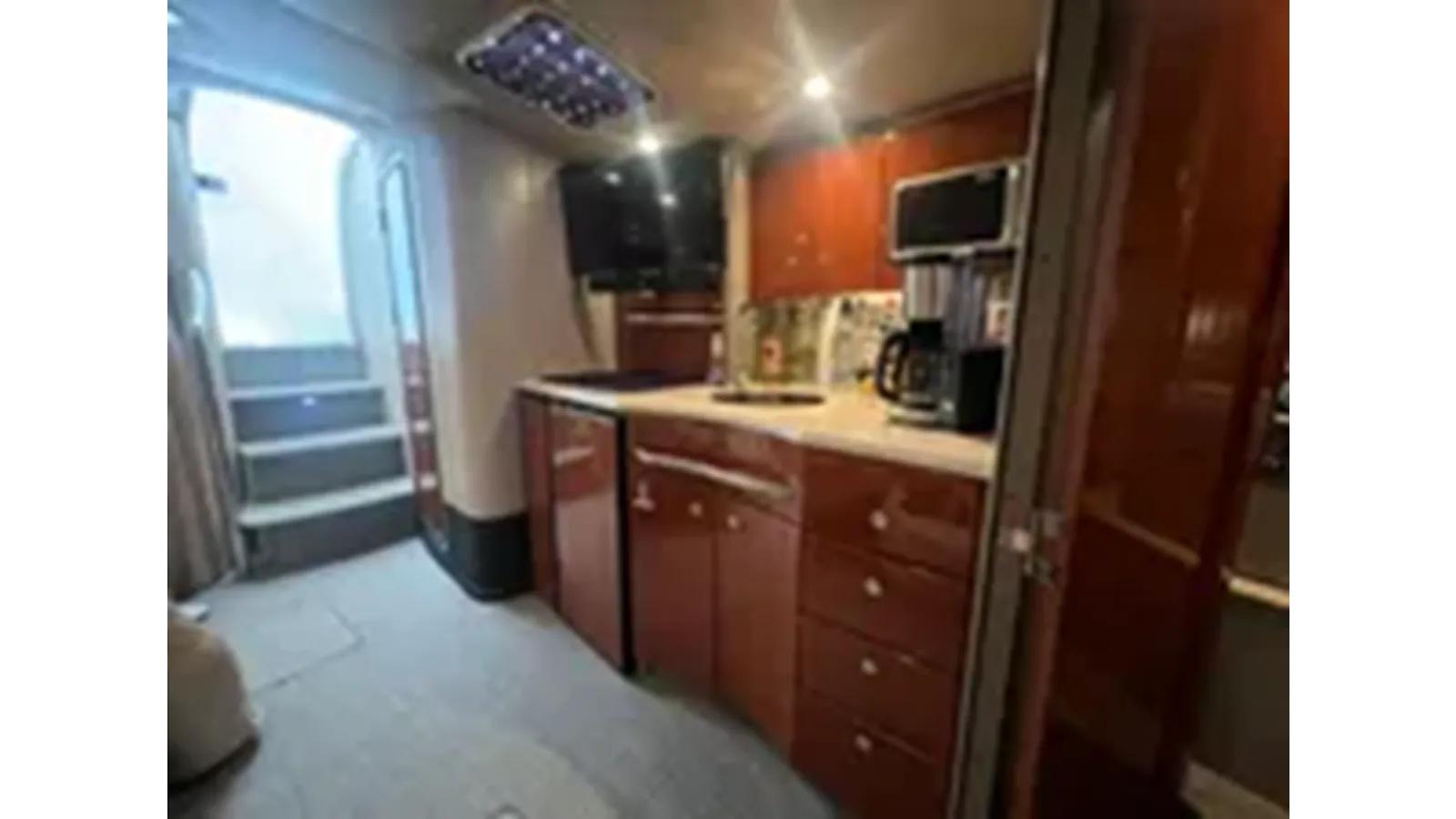 Продажа яхты 2005 Formula 40 Cruiser - Formula Boats