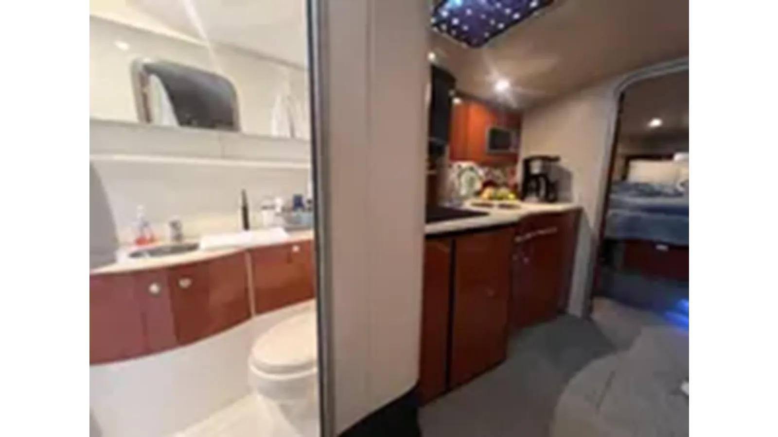 Купить яхту 2005 Formula 40 Cruiser в Shestakov Yacht Sales