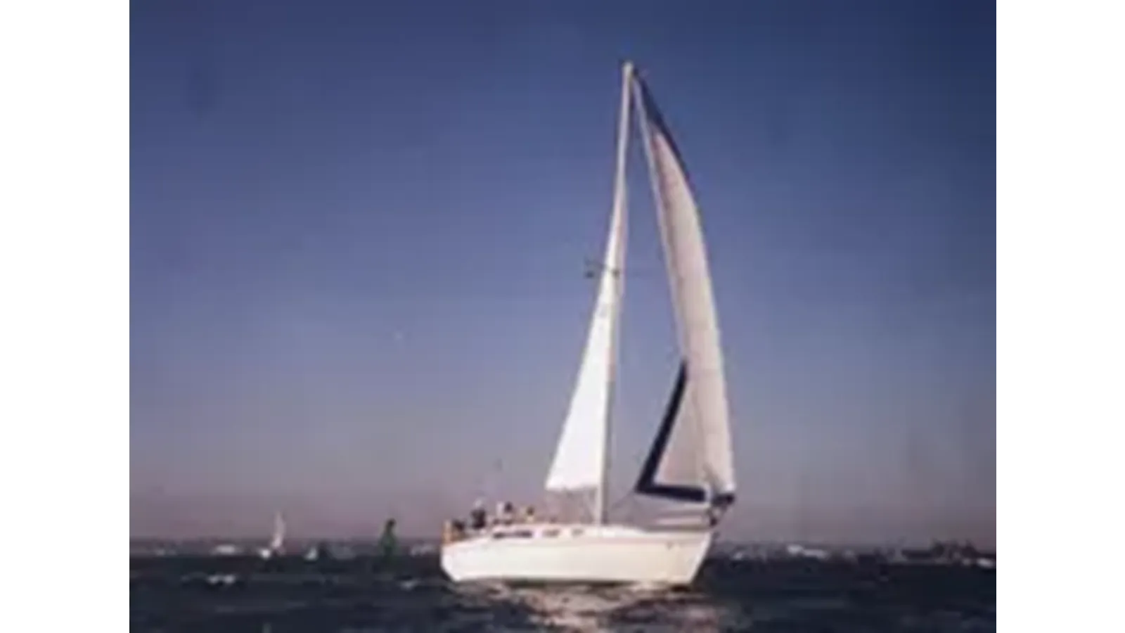 best yacht sales deals Catalina 36 - Catalina Yachts