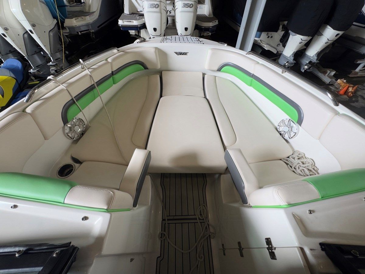 Chaparral Vortex 2430 - Chaparral price