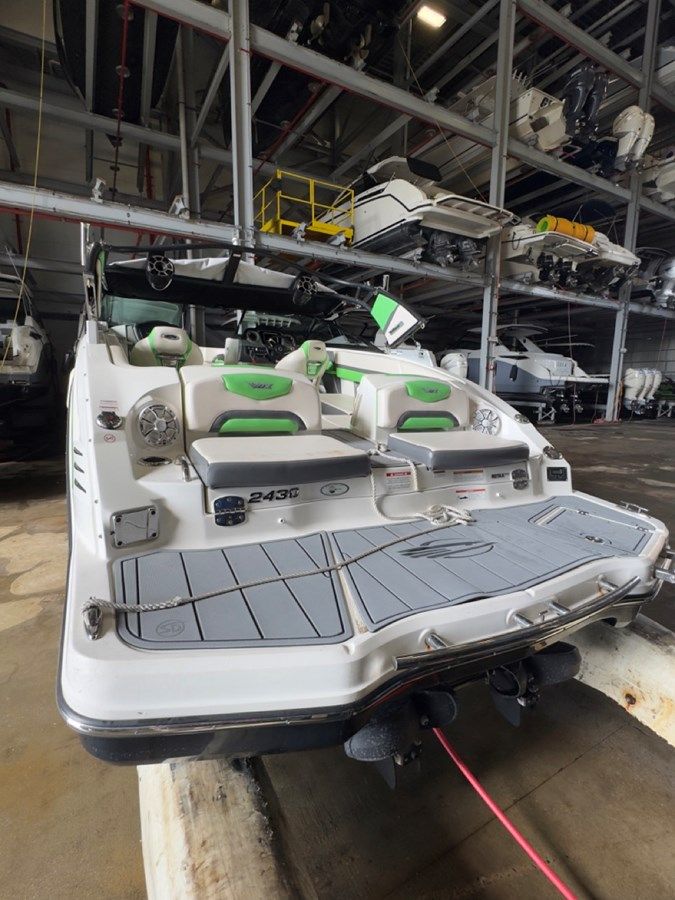 Buy a yacht Chaparral Vortex 2430 2018