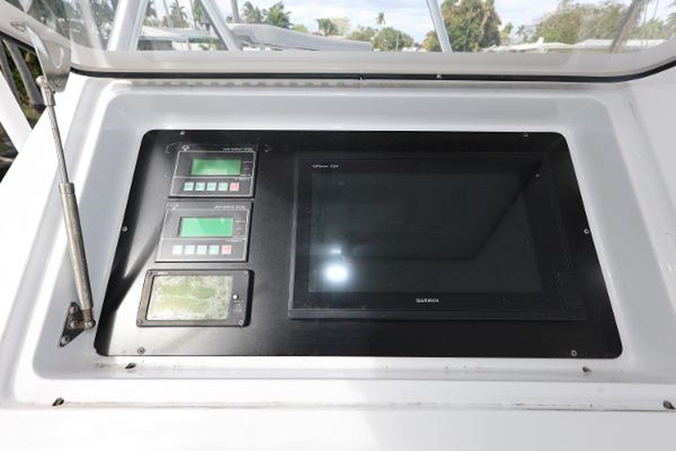 Купить яхту - в Shestakov Yacht Sales