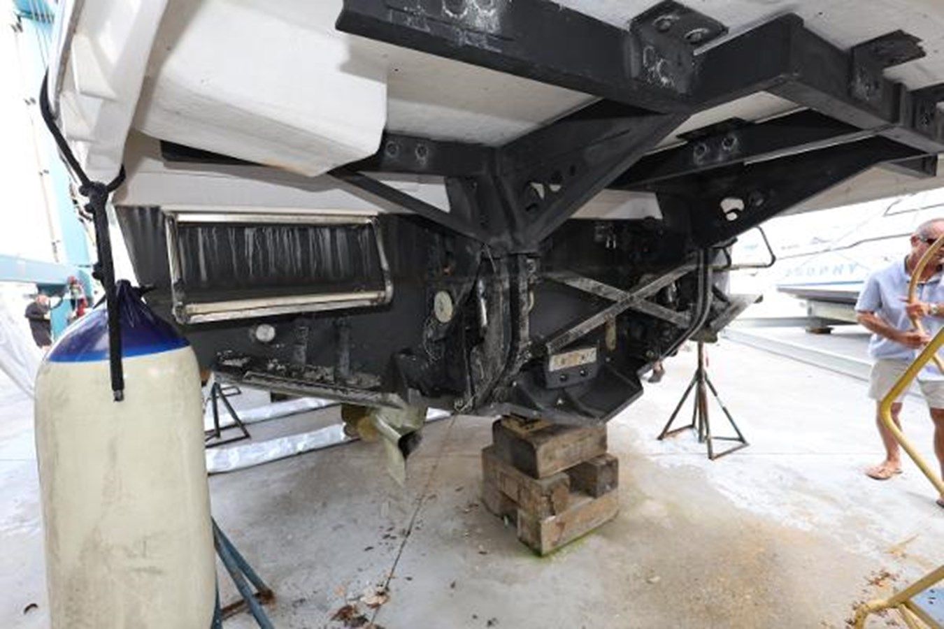 Buy a yacht - - Sunseeker