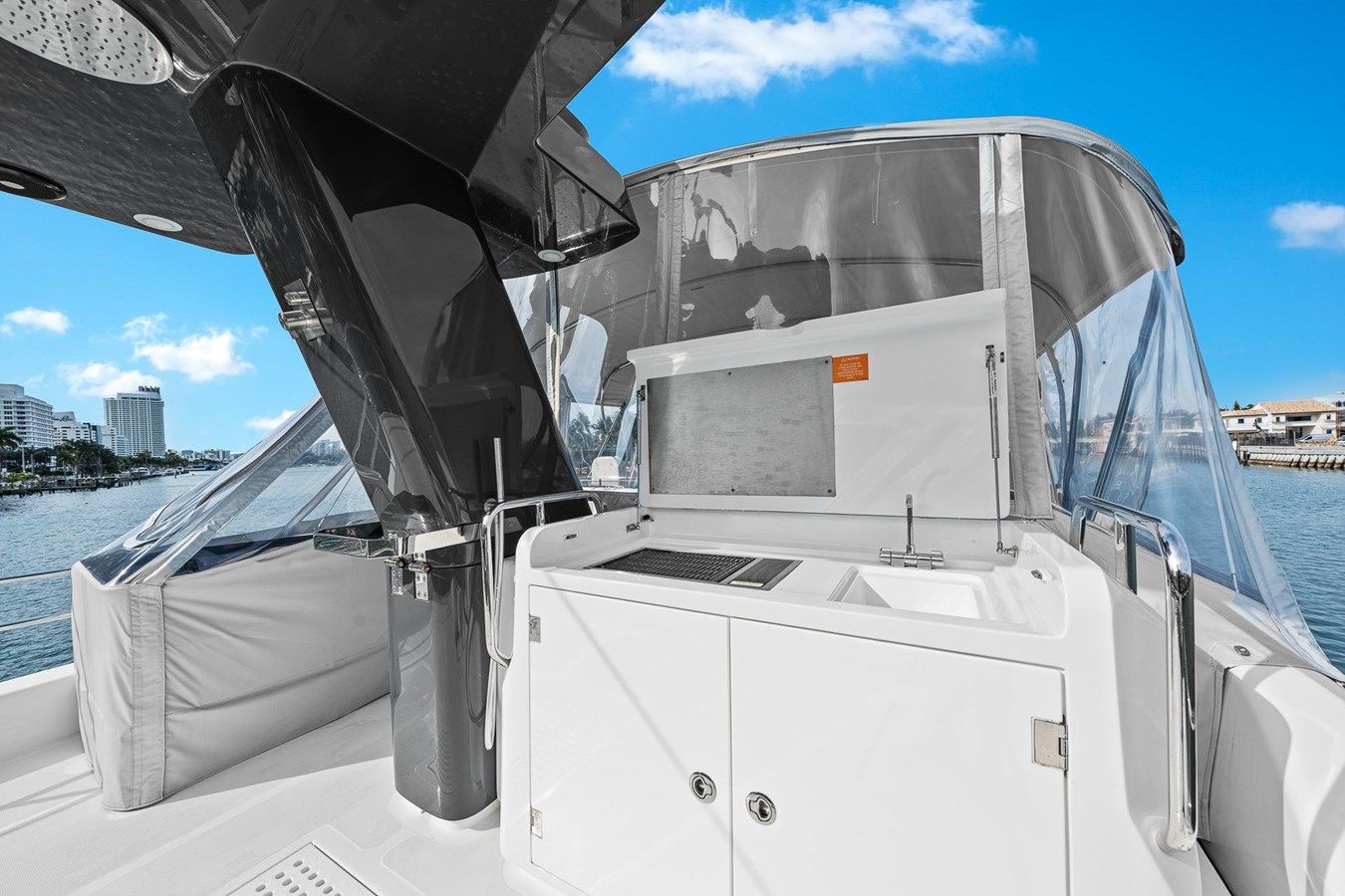 best yacht sales deals 2023 Sirena 58 58