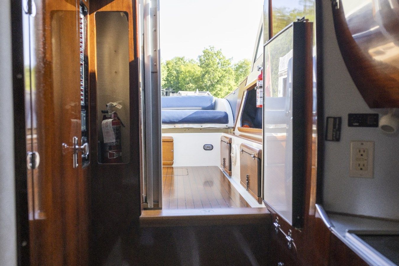 Buy a Kavalk 30 - KAVALK BOATS at Shestakov Yacht Sales