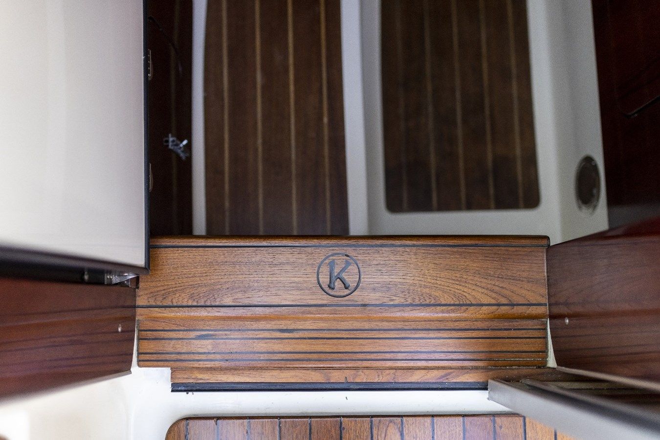 Buy a yacht Kavalk 30 1997